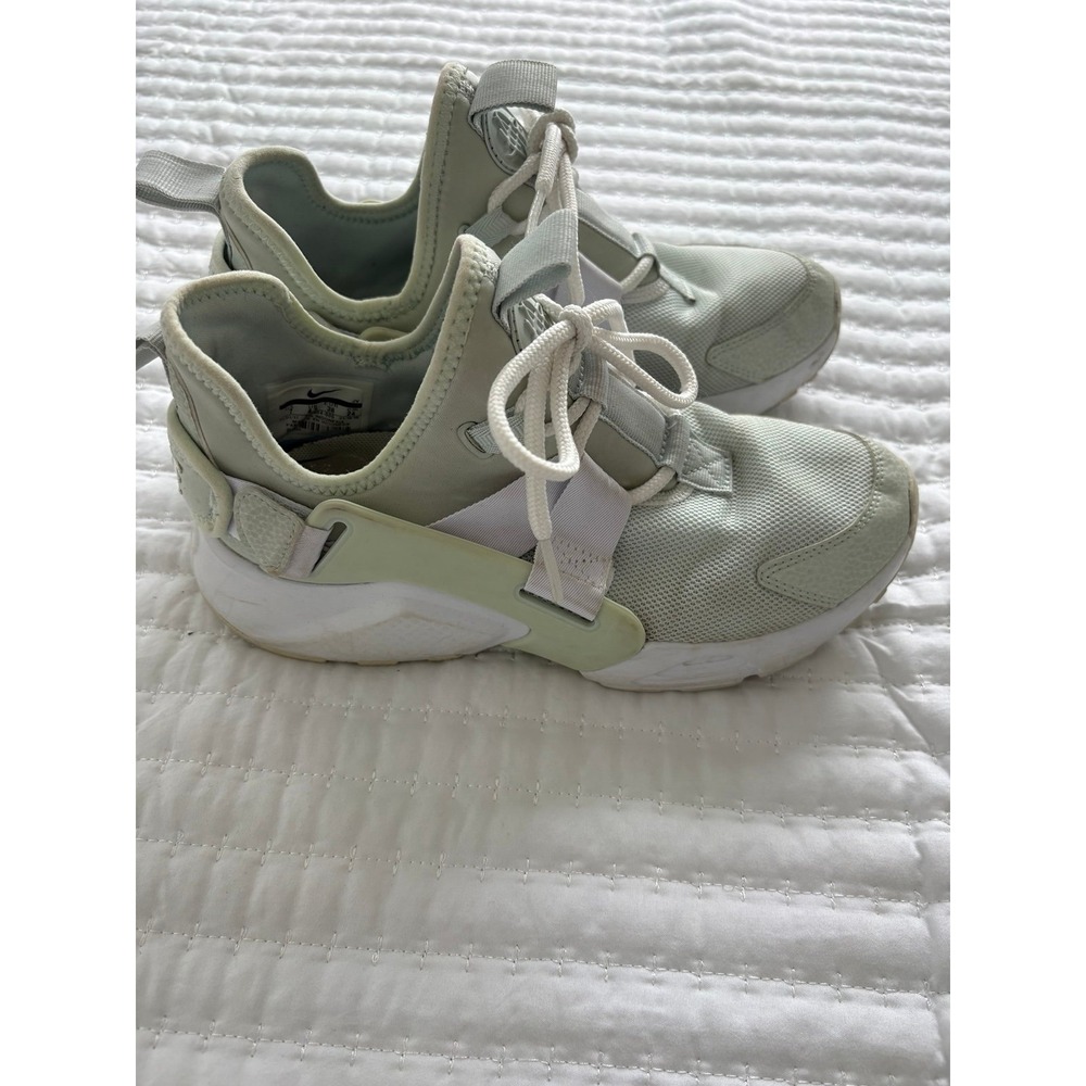 Nike Huarache City Size 7